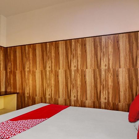 Oyo Flagship Amman Lodge Chennimalai Экстерьер фото